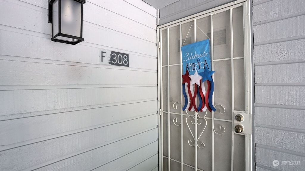Photo of 25720 114th Avenue SE #F308, Kent, WA 98030 (MLS # 2279777)