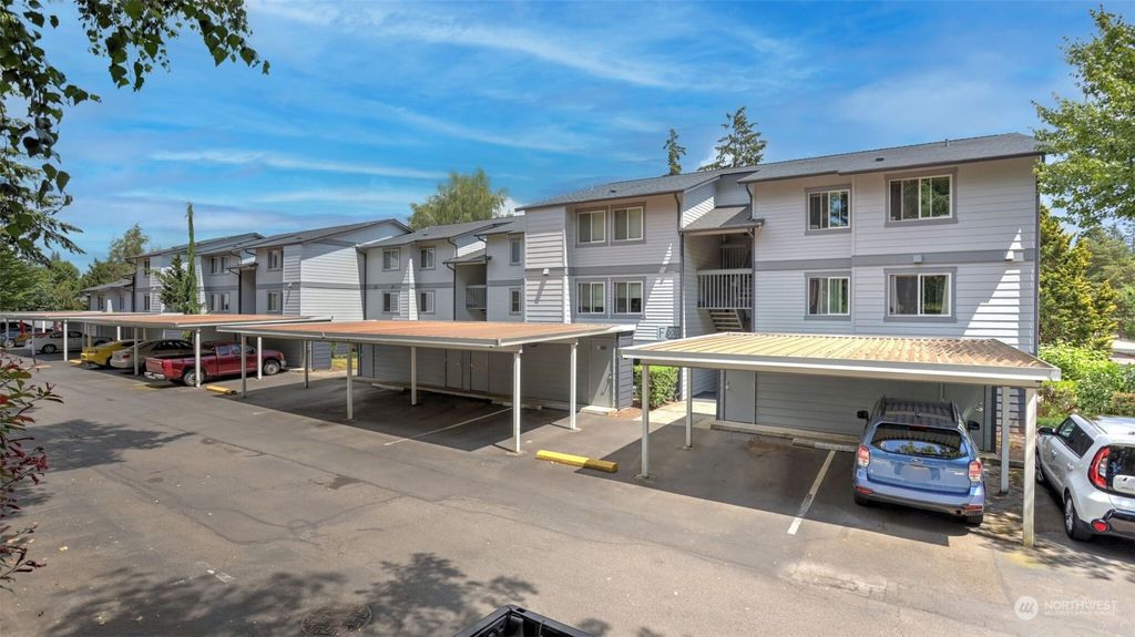 Photo of 25720 114th Avenue SE #F308, Kent, WA 98030 (MLS # 2279777)