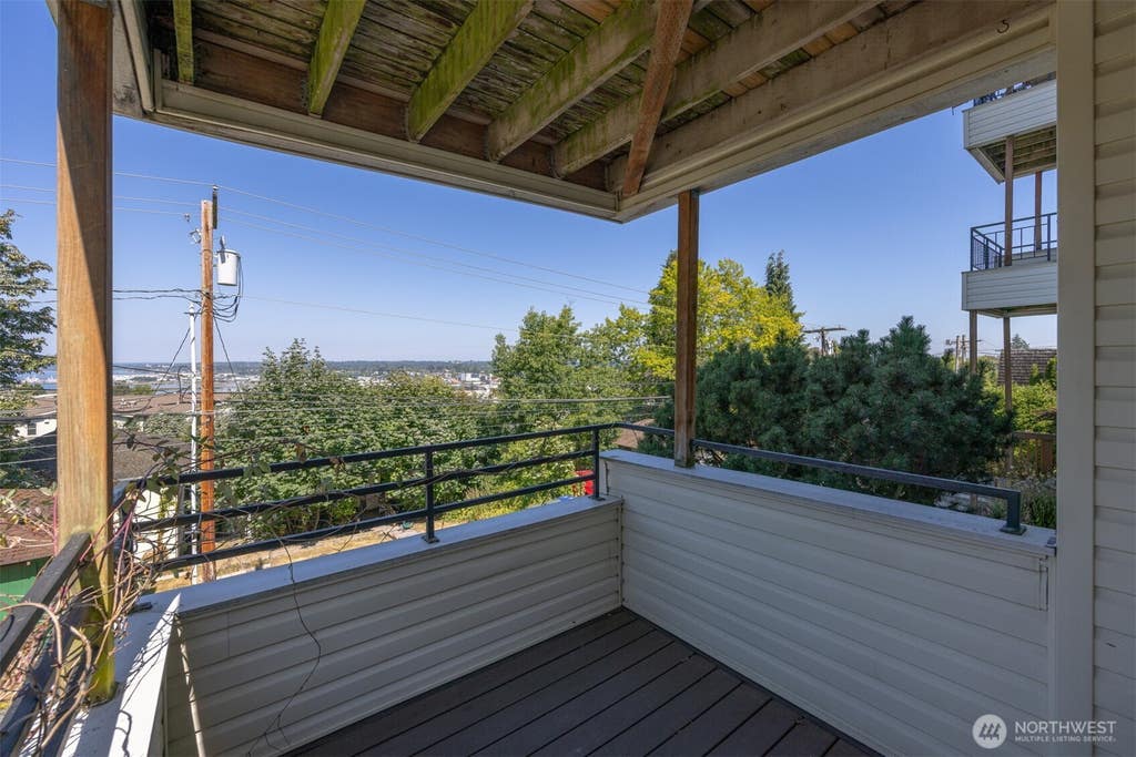 Photo of 919 High Street #101, Bellingham, WA 98225 (MLS # 2567379)