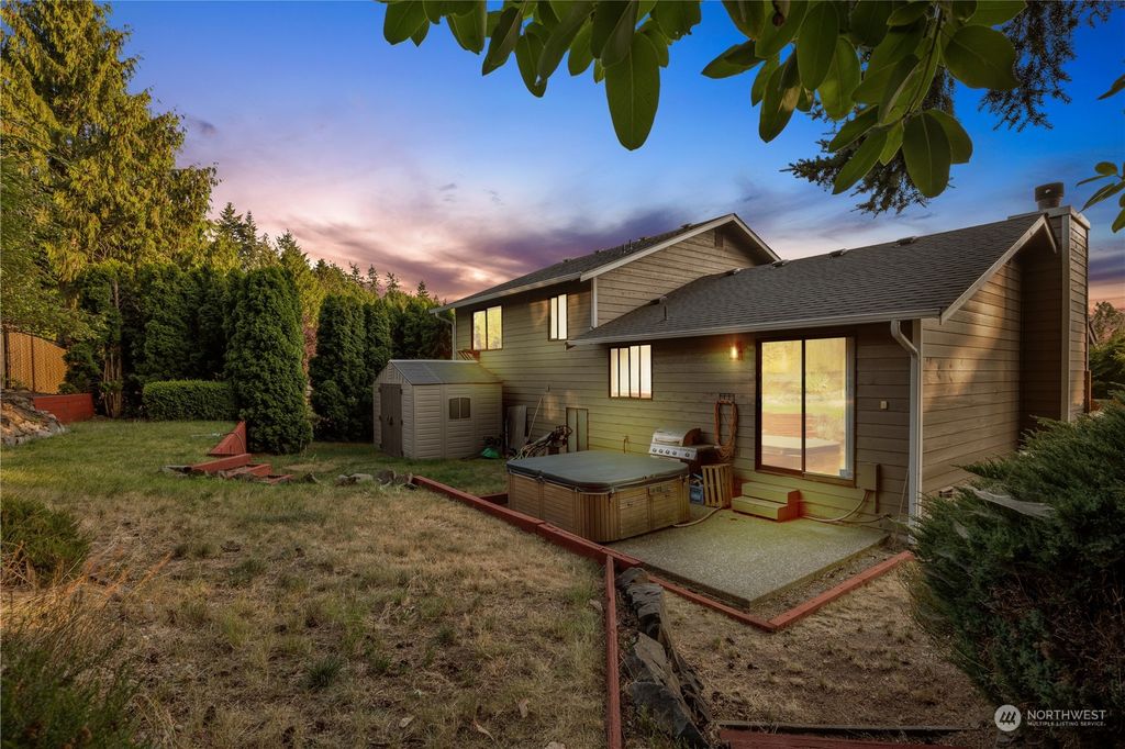 Photo of 21302 11th Place W, Lynnwood, WA 98036 (MLS # 2141271)