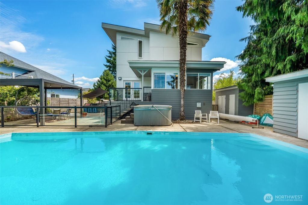 Photo of 10045 9th Avenue SW, Seattle, WA 98146 (MLS # 2441504)