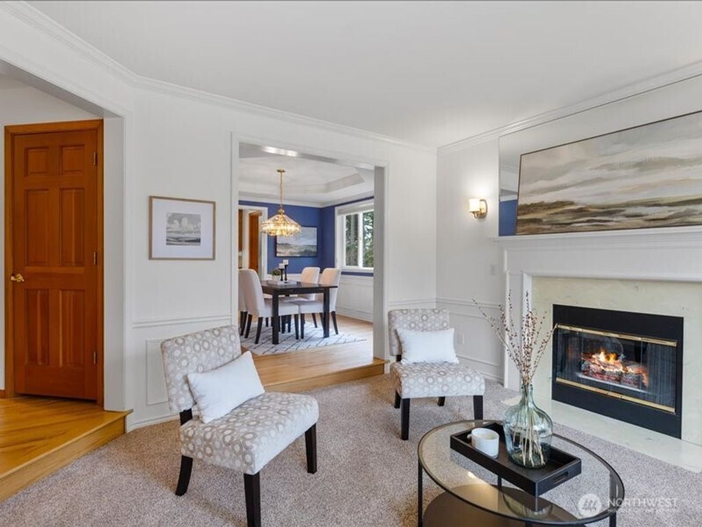 Photo of 321 N 188th Street, Shoreline, WA 98133 (MLS # 2482648)