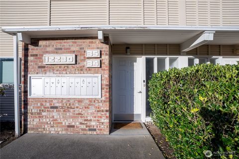 Photo of 12230 SE 60th Street #34, Bellevue, WA 98006 (MLS # 2501546)