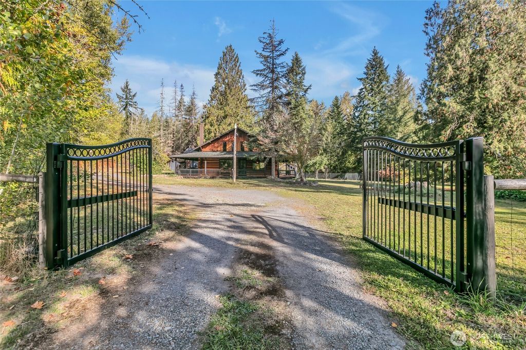 Photo of 36115 96th Avenue E, Eatonville, WA 98328 (MLS # 2442417)