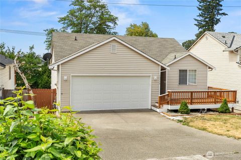 Photo of 13716 21st Avenue E, Tacoma, WA 98445 (MLS # 2558317)