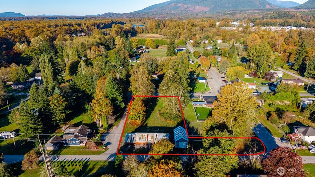 Photo of 401 Hamilton Avenue, Hamilton, WA 98255 (MLS # 2594660)