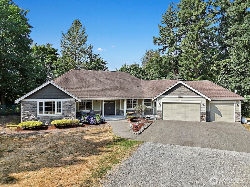Photo of 14333 196th Avenue SE, Renton, WA 98059 (MLS # 2418339)