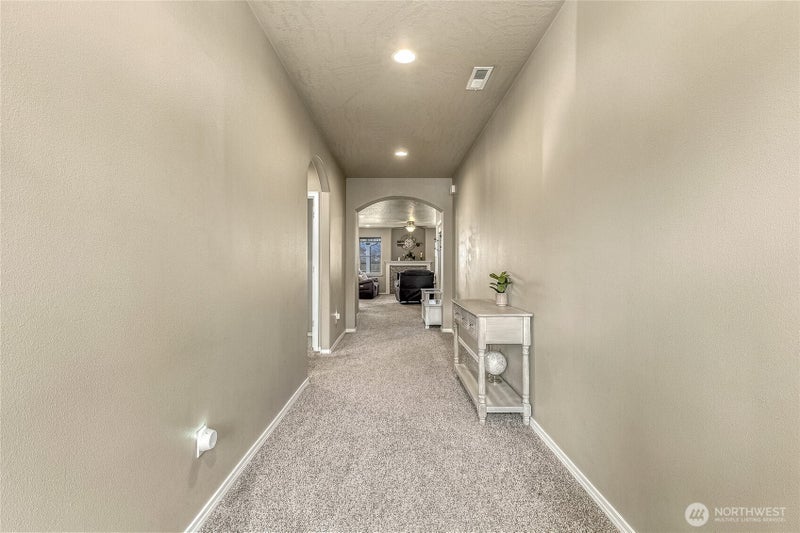 2220 Leonard Drive