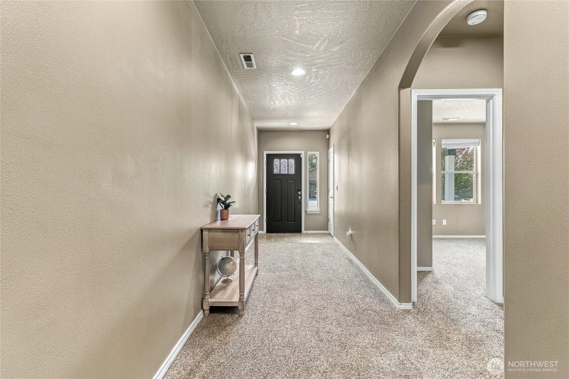 2220 Leonard Drive
