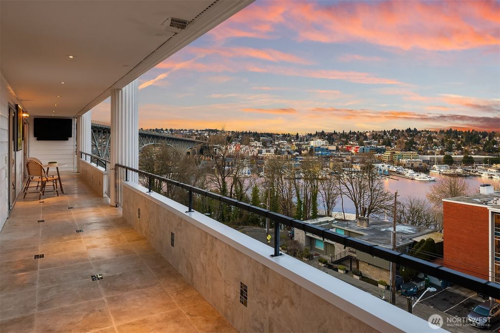 Photo of 2565 Dexter Avenue N #401, Seattle, WA 98109 (MLS # 2525801)