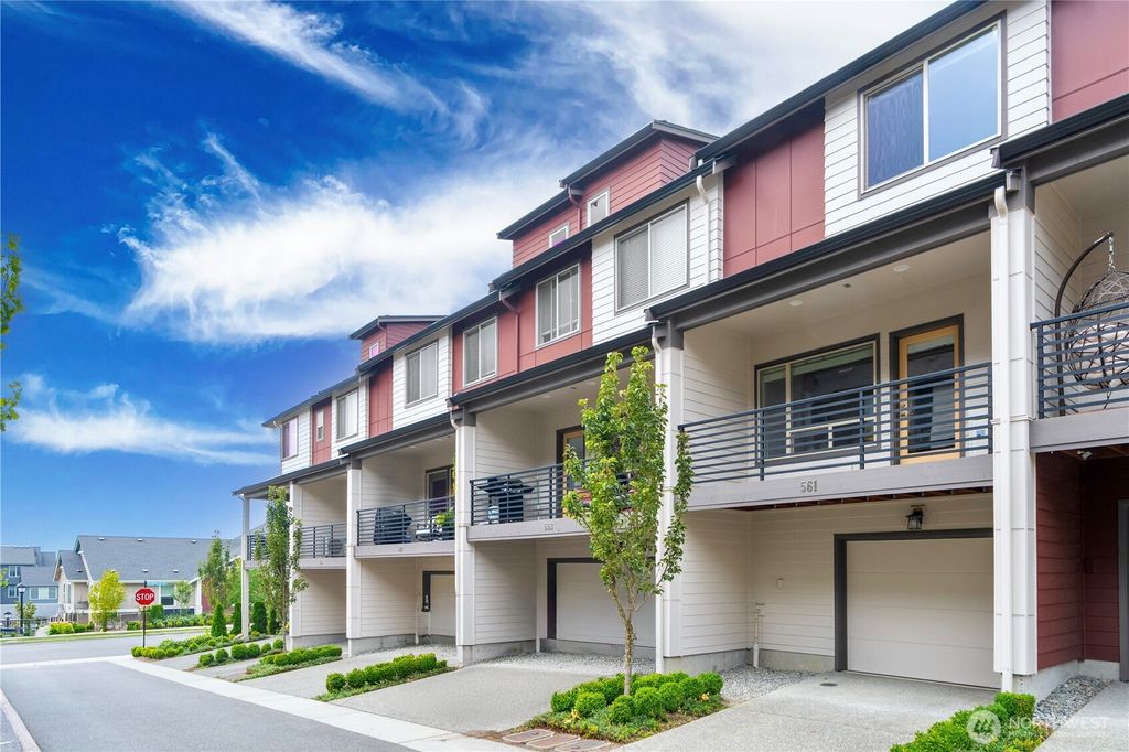 Photo of 561 NE Ellis Drive, Issaquah, WA 98029 (MLS # 2464040)