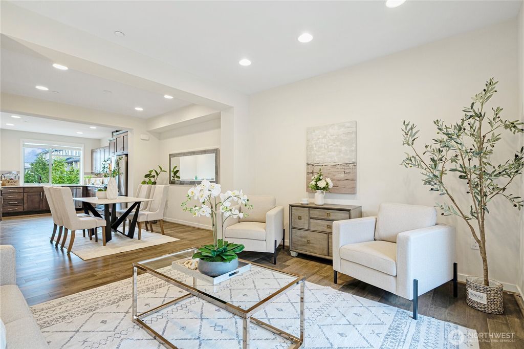 Photo of 561 NE Ellis Drive, Issaquah, WA 98029 (MLS # 2464040)