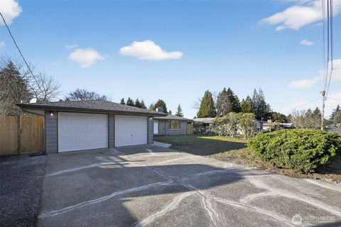 17843 110th Avenue SE Renton WA 98055