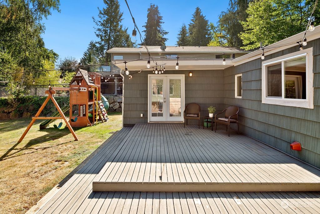 Photo of 10056 38th Avenue NE, Seattle, WA 98125 (MLS # 2009528)