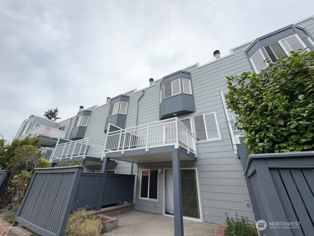 Photo of 1610 Park Avenue #B3, Bremerton, WA 98337 (MLS # 2568779)