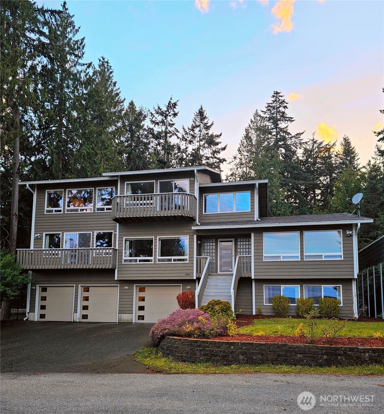 7847 SE Monte Bella Place