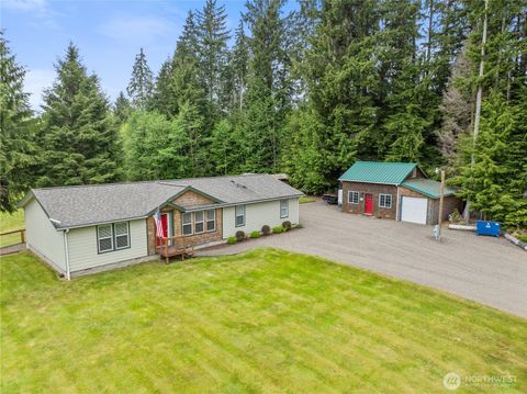 Photo of 132 River Park Road, Forks, WA 98331 (MLS # 2386556) Photo of 132 River Park Road, Forks, WA 98331 (MLS # 2386556)
