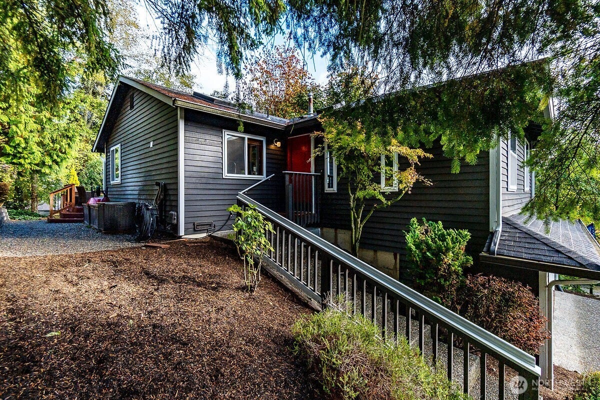 9724 NE 141st Court