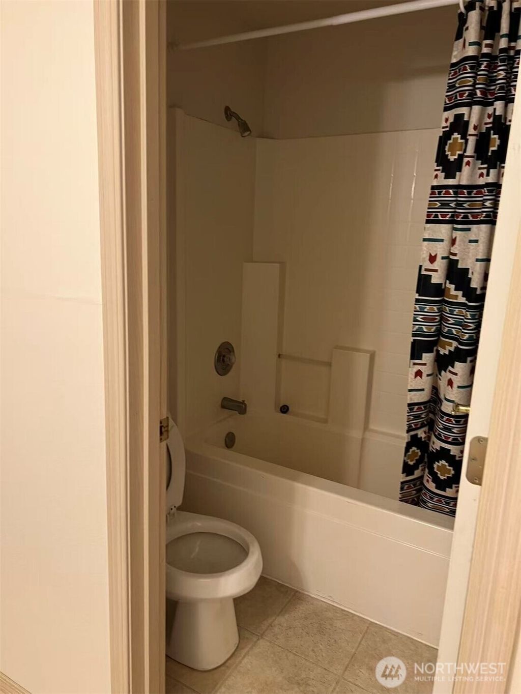 Photo of 1160 Monroe Avenue NE #D2, Renton, WA 98056 (MLS # 2449225)