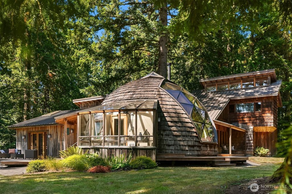 Photo of 1320 161st Avenue SE, Snohomish, WA 98290 (MLS # 2414209)