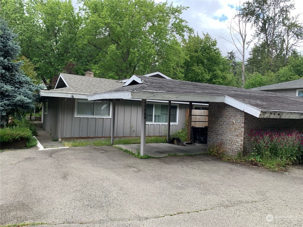 Photo of 13908 13910 SE Newport Way, Bellevue, WA 98006 (MLS # 2258301)