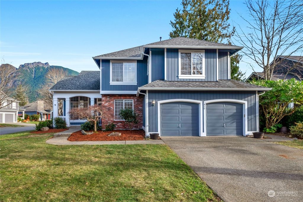 Photo of 410 SE 9th Street, North Bend, WA 98045 (MLS # 2181030)