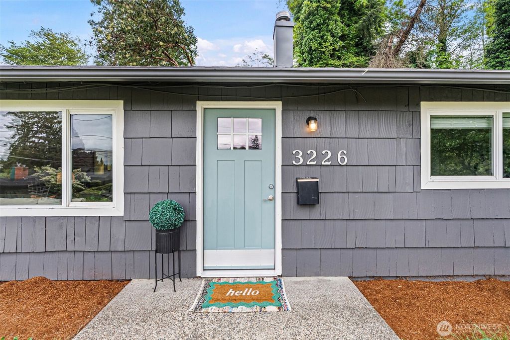 Photo of 3226 Halverson Avenue, Bremerton, WA 98310 (MLS # 2517412)