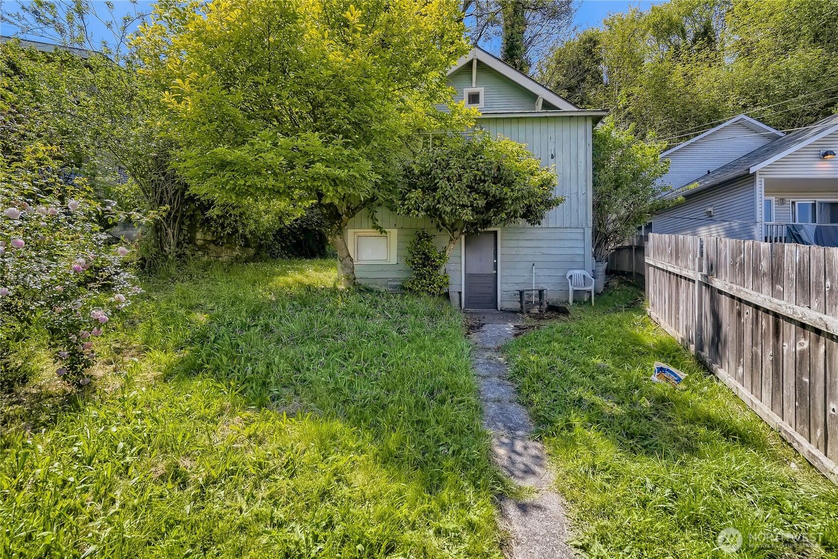 1321 16th Avenue S