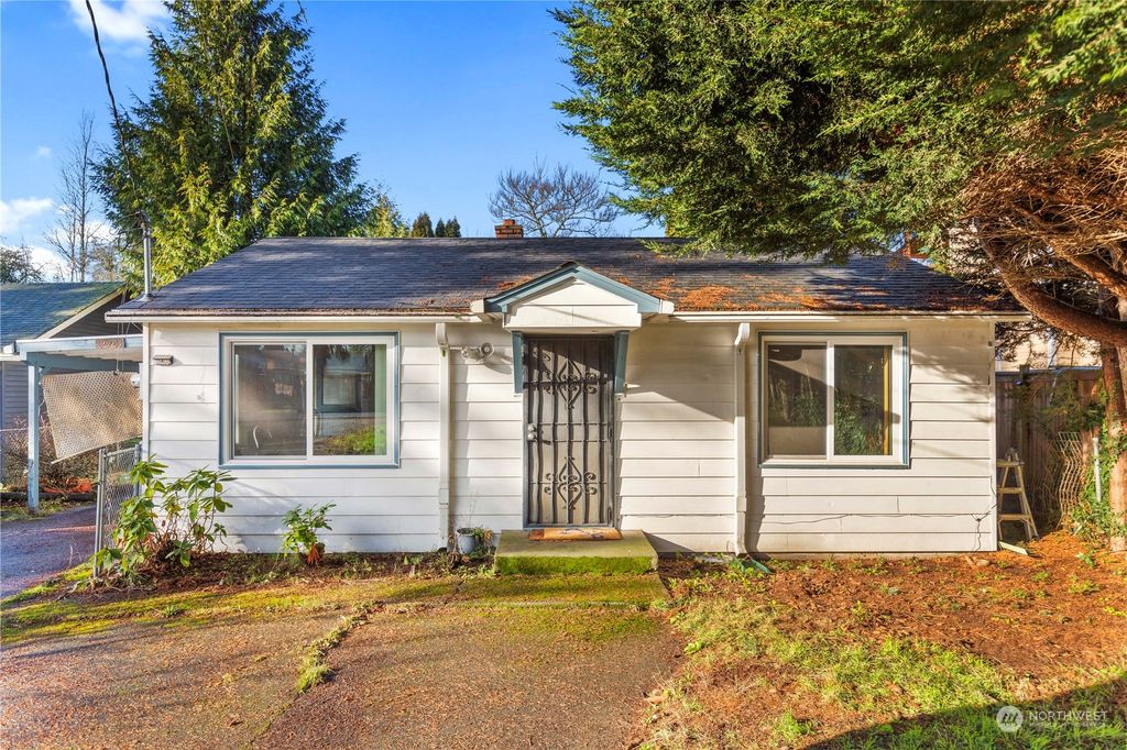Photo of 12841 2nd Avenue S, Burien, WA 98168 (MLS # 2194084)