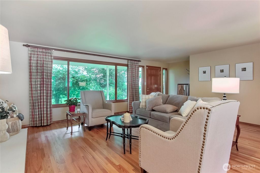 Photo of 5715 Auburn Way Way S, Auburn, WA 98092 (MLS # 2412174)