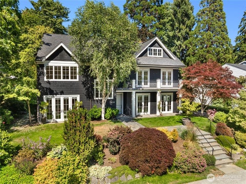 Photo of 5506 NE Penrith Road, Seattle, WA 98105 (MLS # 2579496)