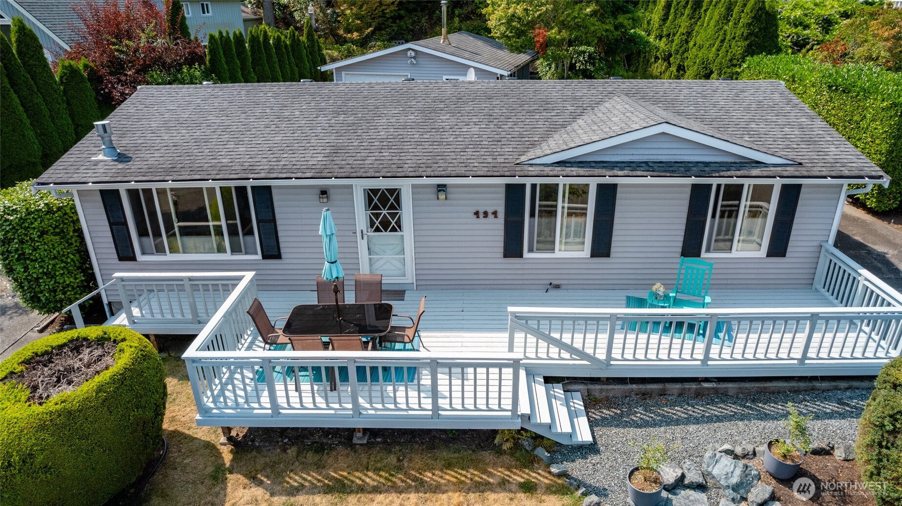 494 Colville Way