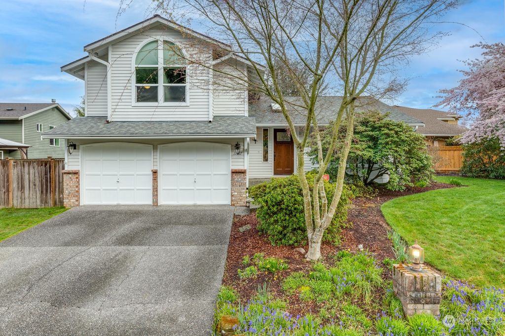 Photo of 11327 58th Avenue W, Mukilteo, WA 98275 (MLS # 2214075)