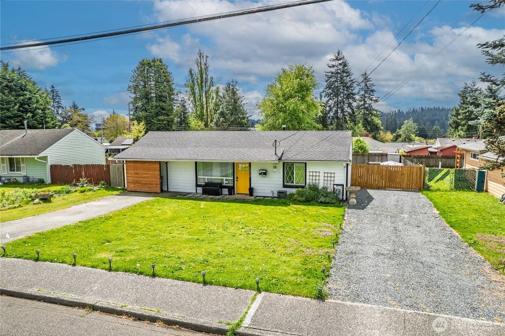 Photo of 5808 241st Street SW, Mountlake Terrace, WA 98036 (MLS # 2368723)