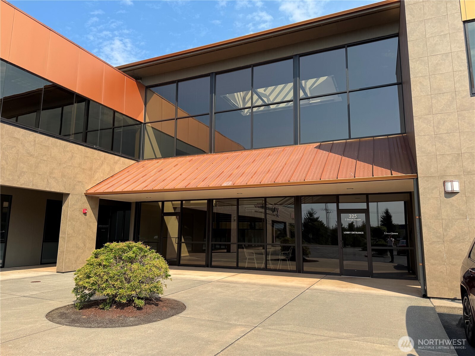 325 E George Hopper Road 202