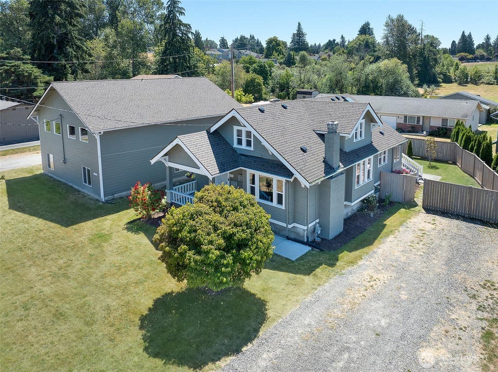 Photo of 1711 Emerald Street, Milton, WA 98354 (MLS # 2562267)