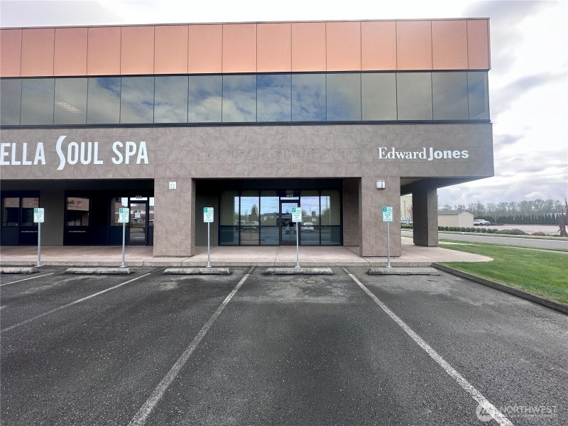 325 E George Hopper Road 107