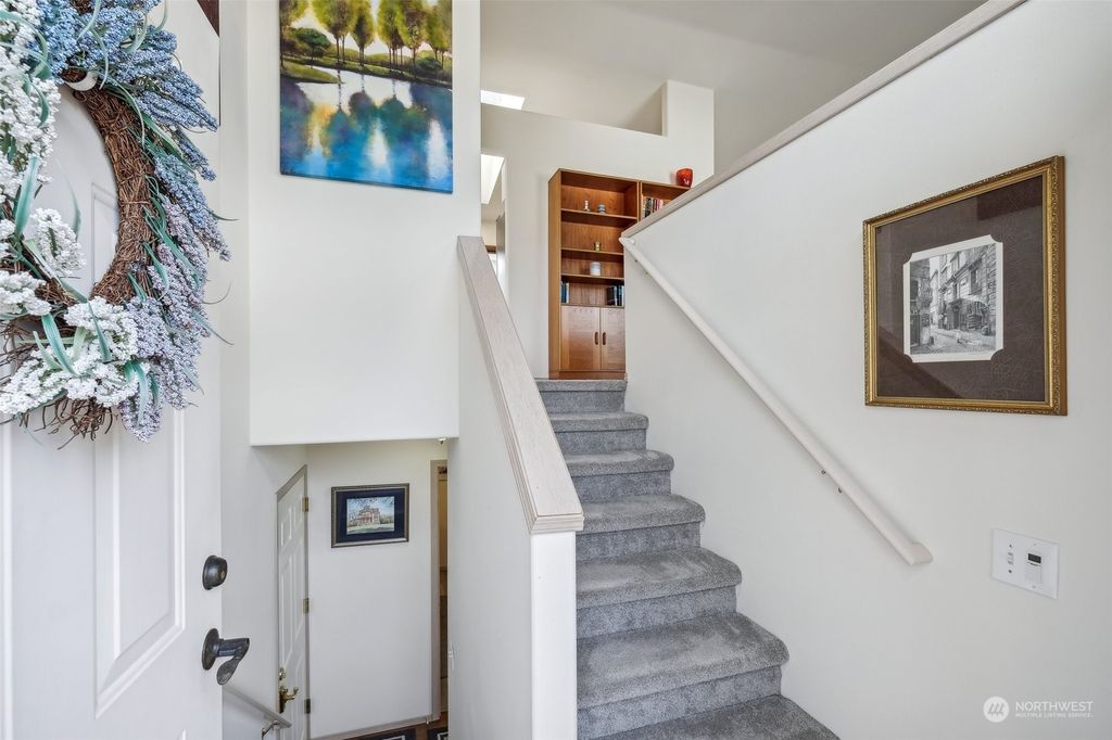 Photo of 826 19th Street, Snohomish, WA 98290 (MLS # 2240568)