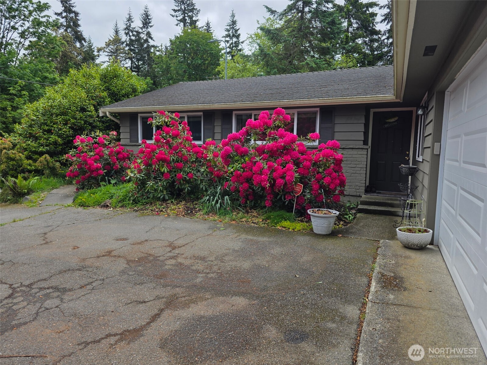 1859 N 200th Street