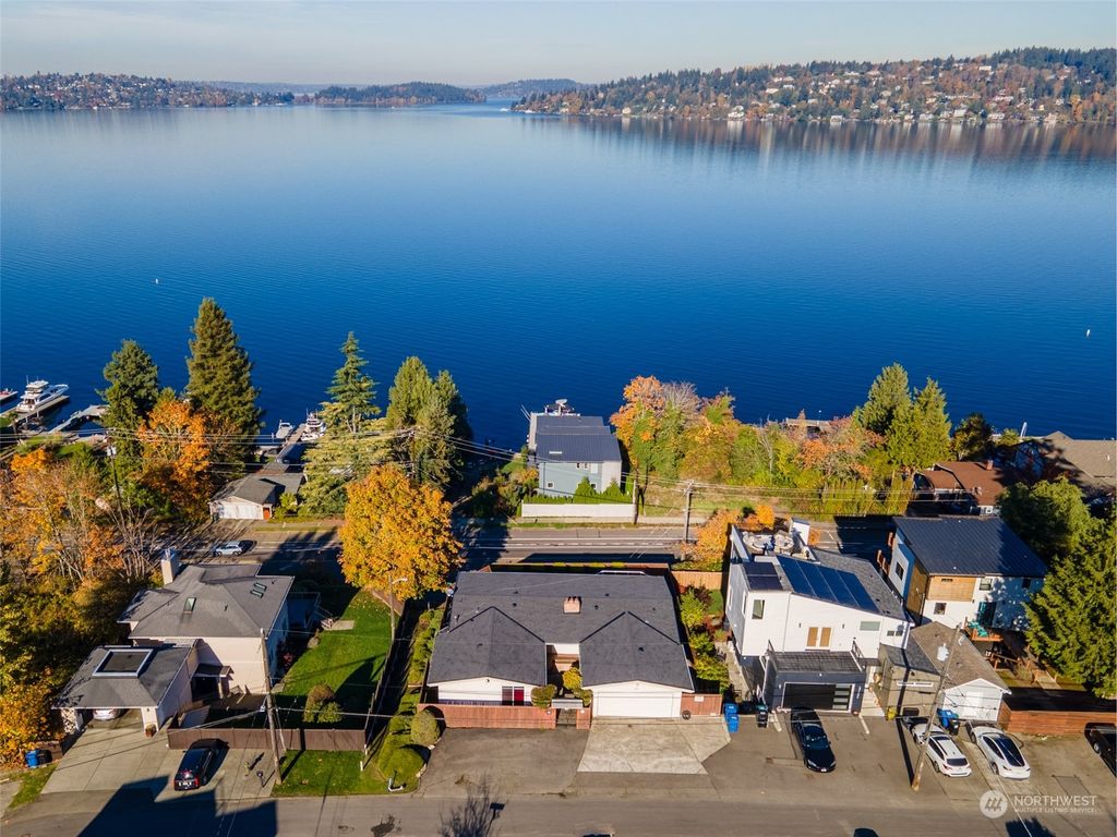 Photo of 7202 S Taft Street, Seattle, WA 98178 (MLS # 2308899)