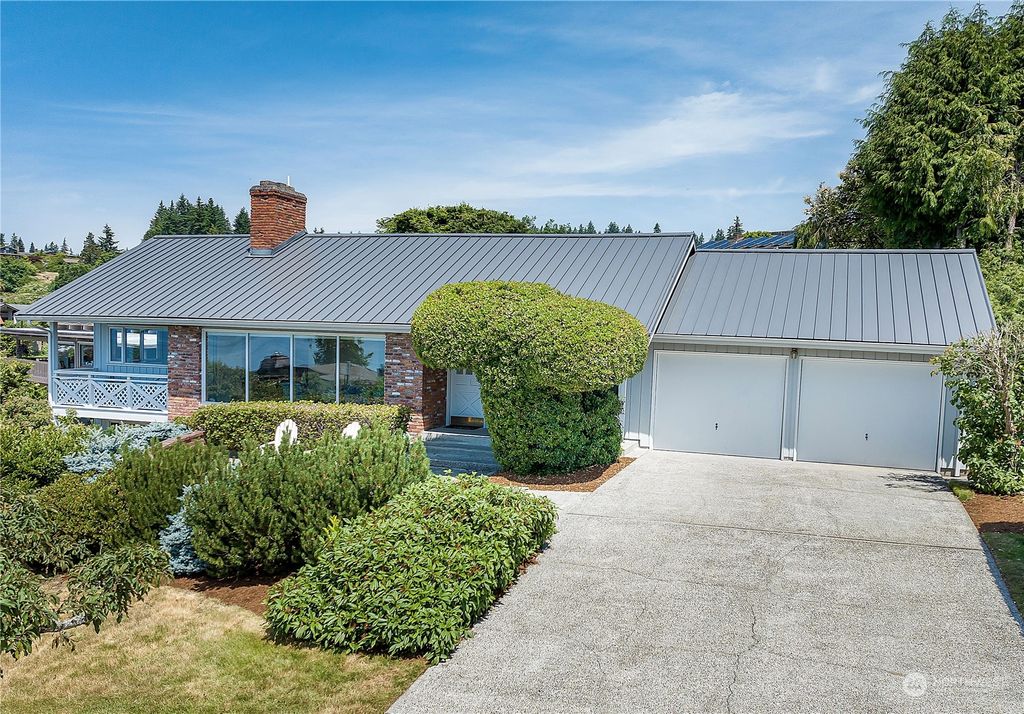 Photo of 17726 17th Avenue NW, Shoreline, WA 98177 (MLS # 2127874)