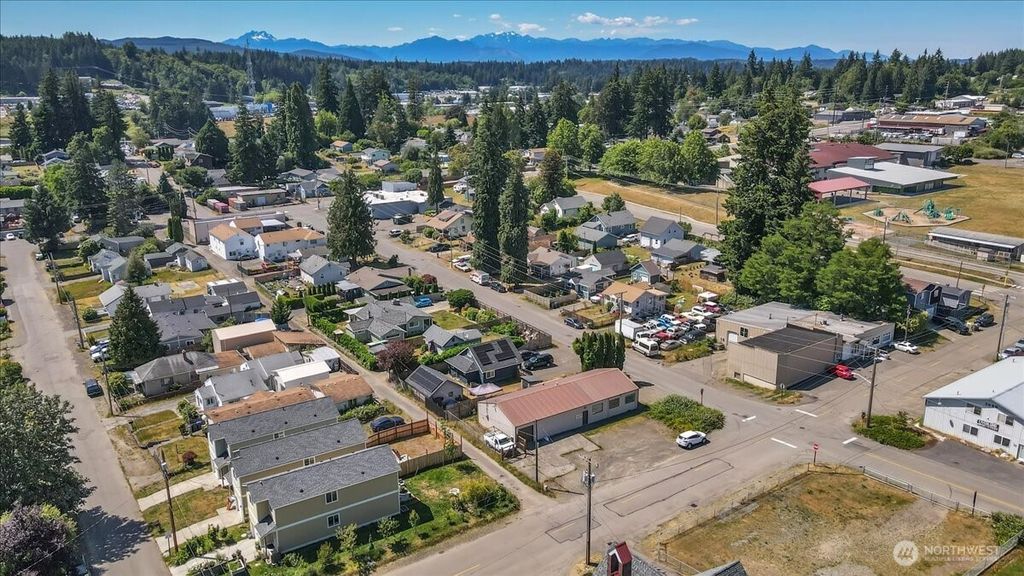 Photo of 3701 W G Street, Bremerton, WA 98312 (MLS # 2540604)