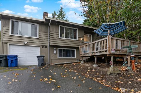 Photo of 2508 S 219th Street, Des Moines, WA 98198 (MLS # 2439478)
