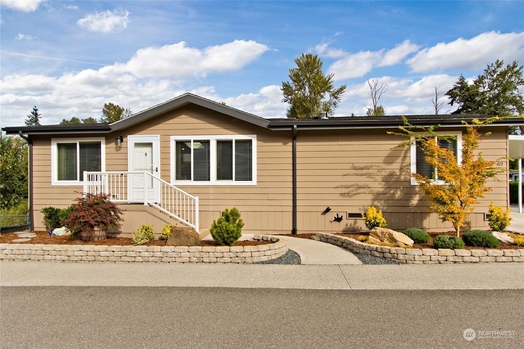 Photo of 23825 15th Avenue SE #413, Bothell, WA 98021 (MLS # 2297085)