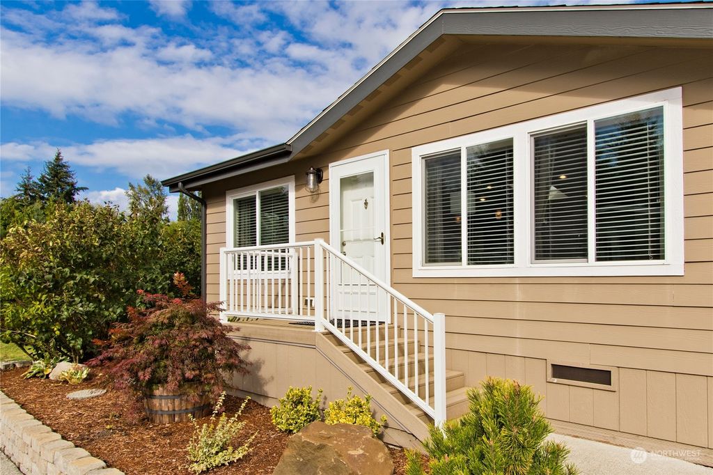 Photo of 23825 15th Avenue SE #413, Bothell, WA 98021 (MLS # 2297085)