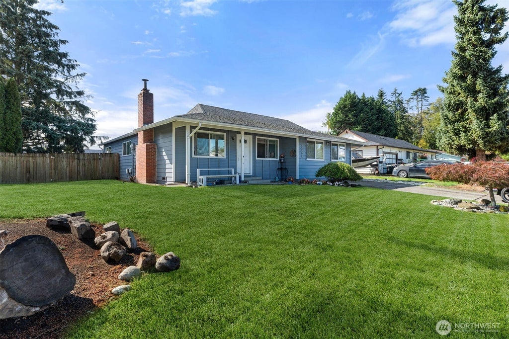 Photo of 5204 142nd Place NE, Marysville, WA 98271 (MLS # 2586011)