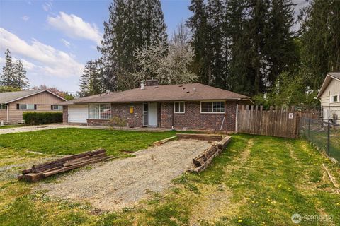 Photo of 5724 78th Pl NE, Marysville, WA 98270 (MLS # 2509894)