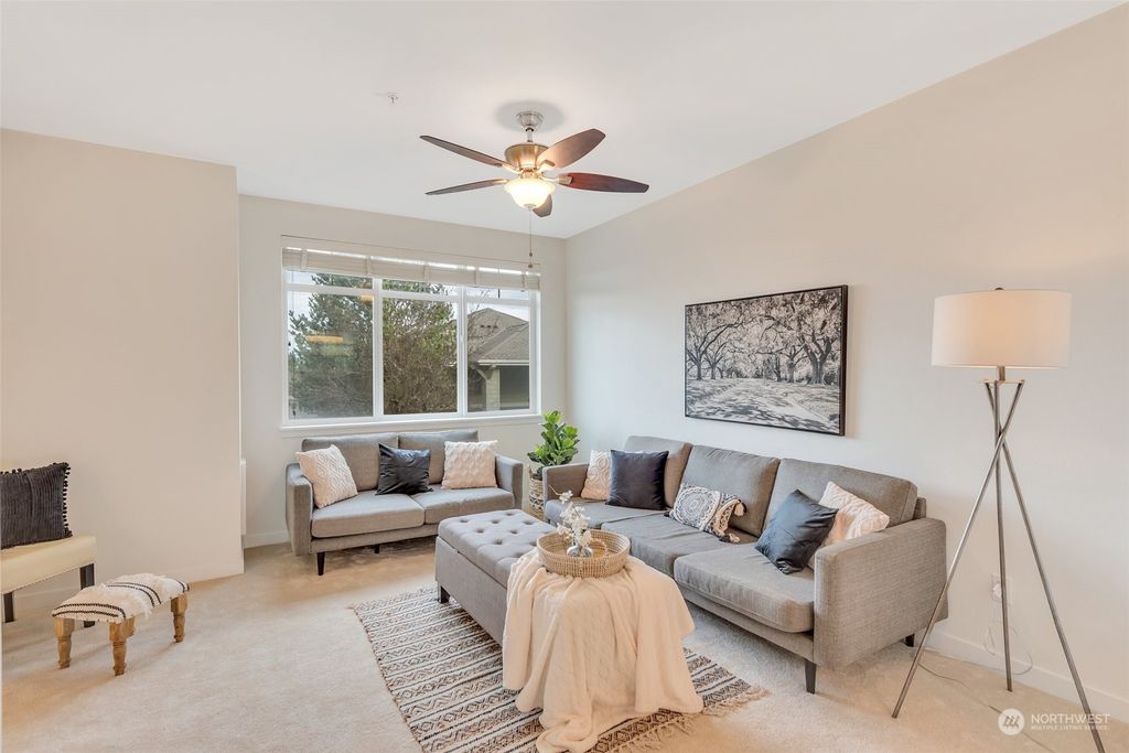 Photo of 2372 Park Drive NE, Issaquah, WA 98029 (MLS # 2193461)
