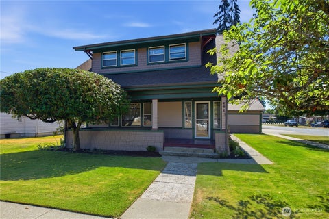 Photo of 401 Varner Avenue SE, Orting, WA 98360 (MLS # 2560399)