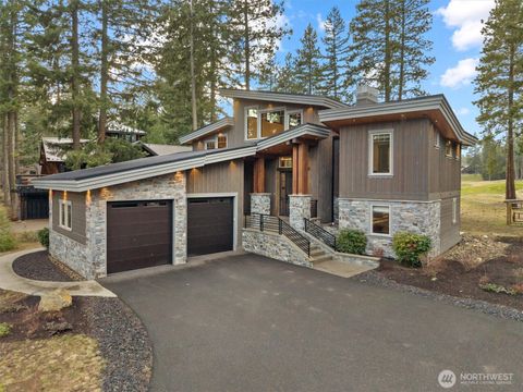 Photo of 890 Larkspur Loop, Cle Elum, WA 98922 (MLS # 2497800)